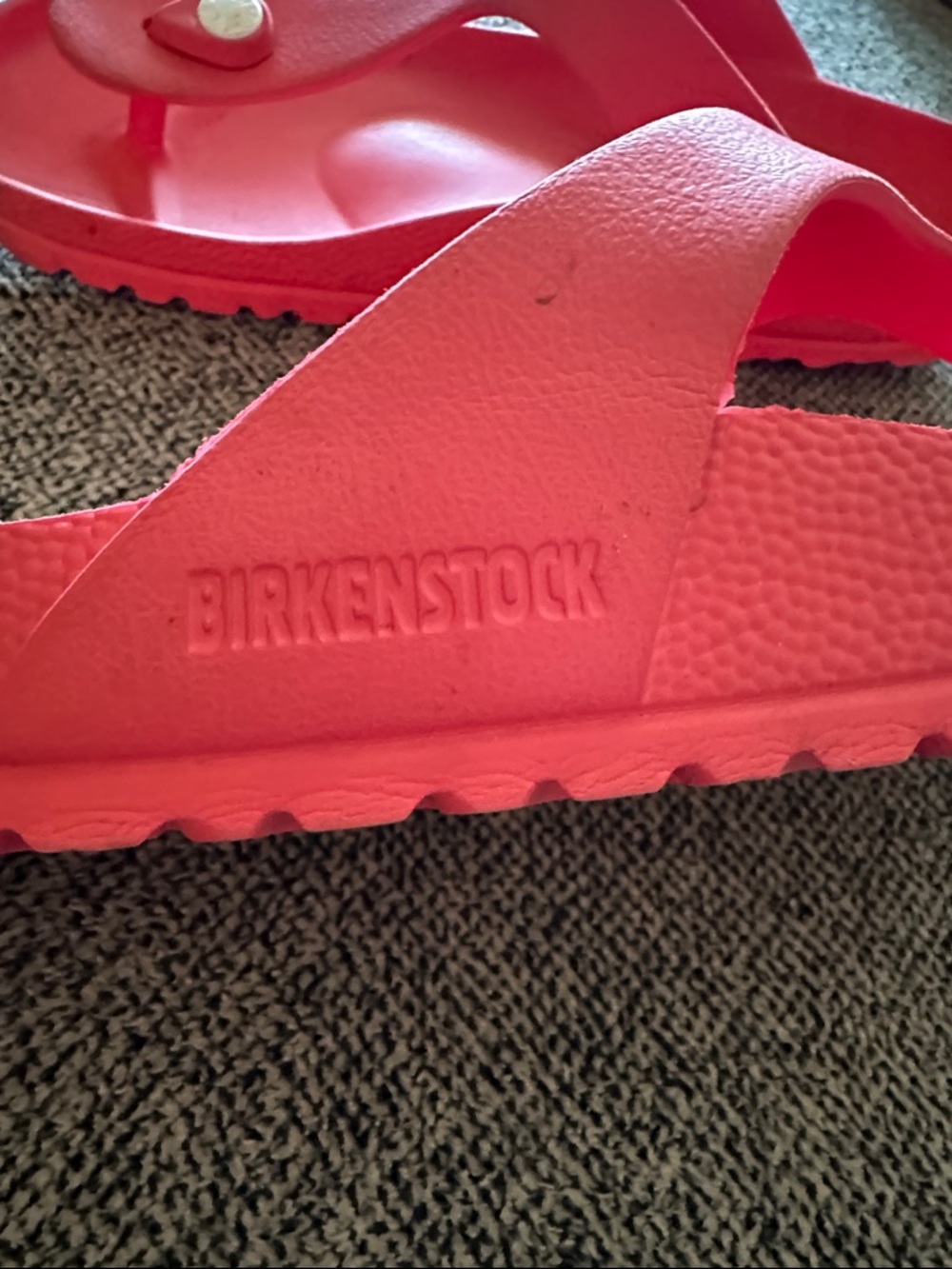 Birkenstock Women's Bright Pink Toe-Post Sandals - Picture 7 of 7